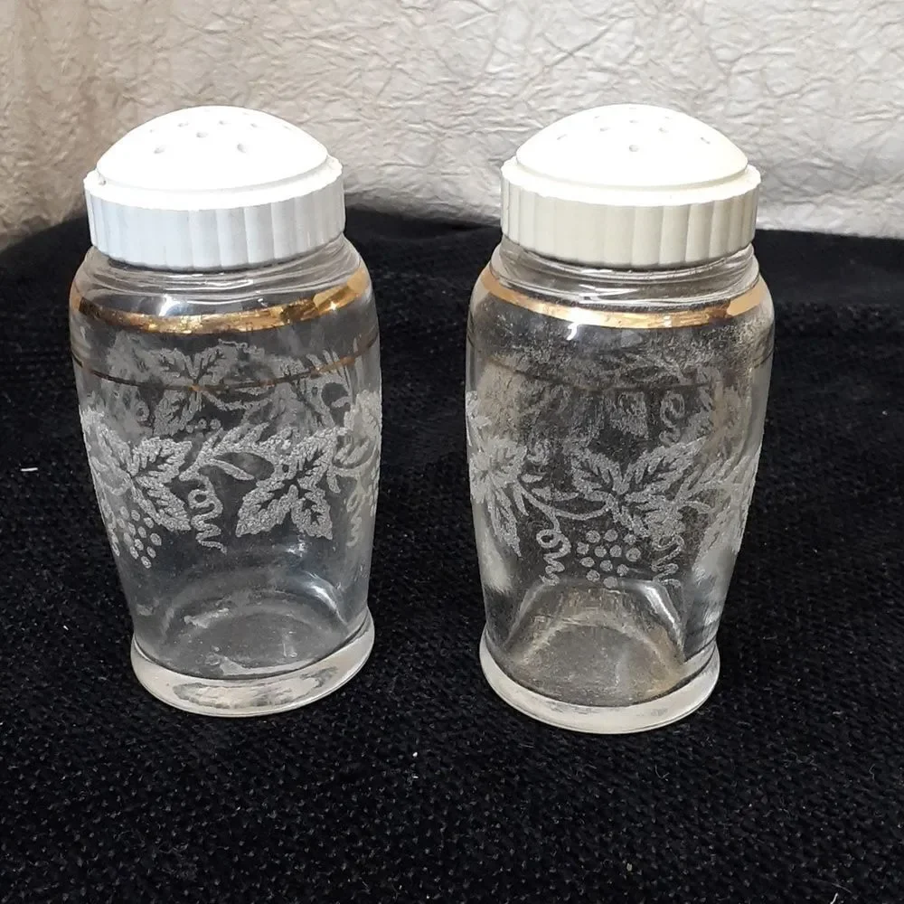 Vintage Bartlett Collins Salt & pepper,‎ cream & sugar